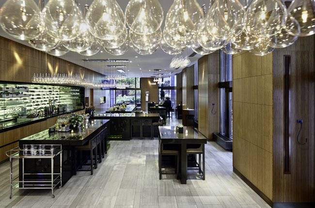 Bar Seven Five