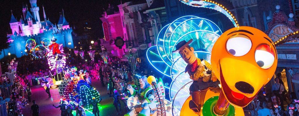 Paint the Night Parade, Disneyland