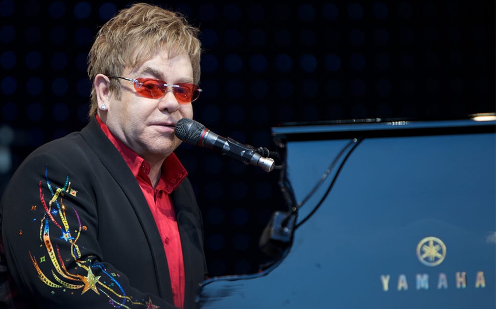 Elton John, meetings