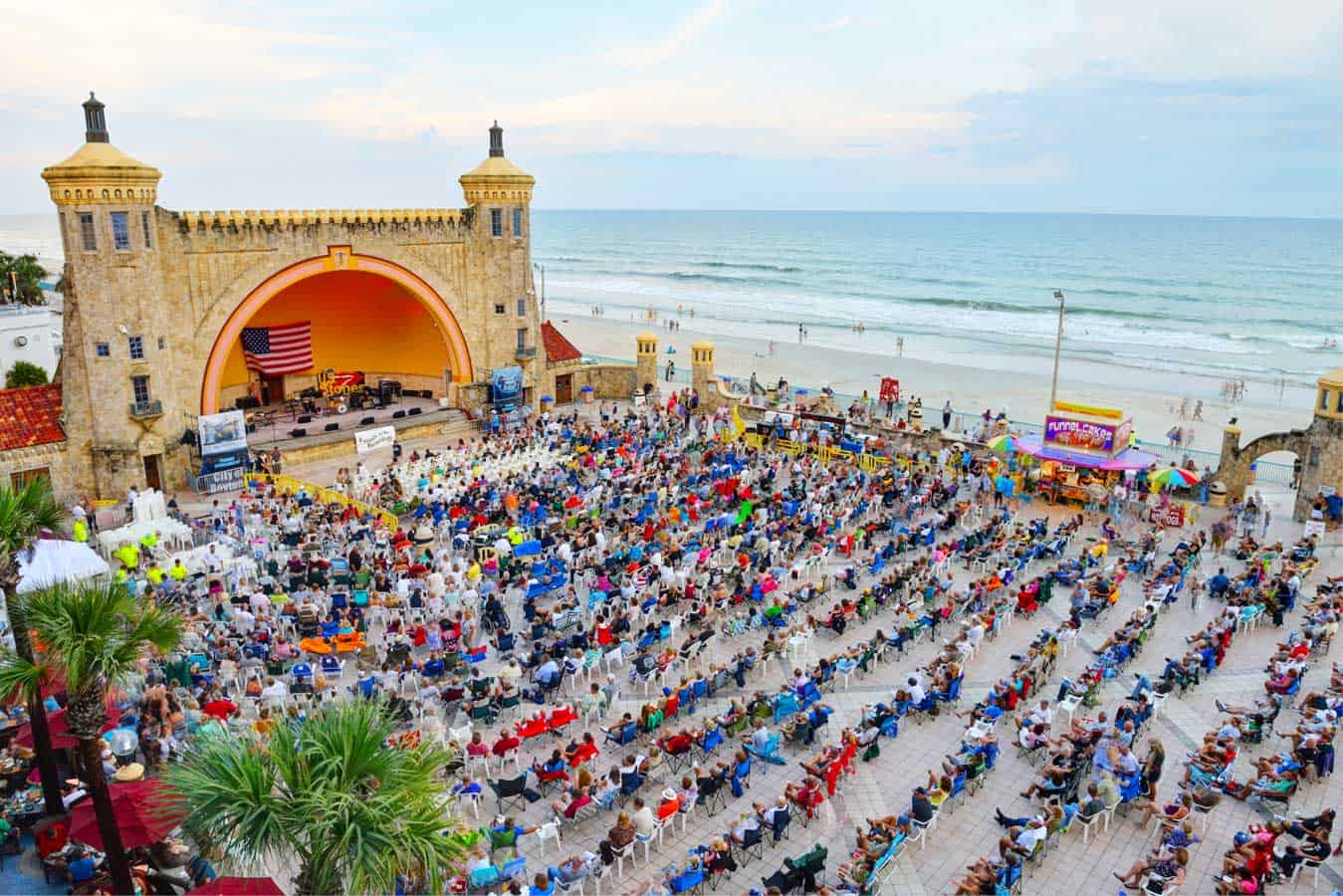 Bandshell-on-the-Daytona-Beach-Boardwalk