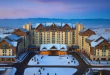 new resorts, Gaylord Rockies Resort & Convention Center, Denver, Colorado, Gaylord, Marriott