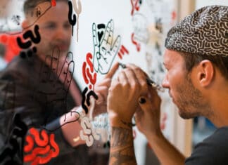 For a regional leadership meeting of global communications company Havas Group, Exclamation worked with an in-house artist to create interactive art installations that took place throughout the conference.