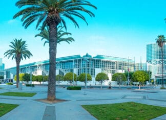 LA