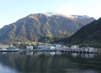 Caps Imposed on Cruise Ship Visitors in Juneau, AK
