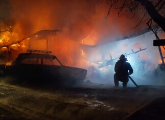 California Wildfires Destroy Homes, Killing at Least 10