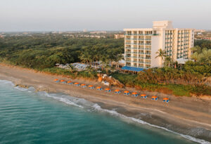 Jupiter Beach Resort & Spa
