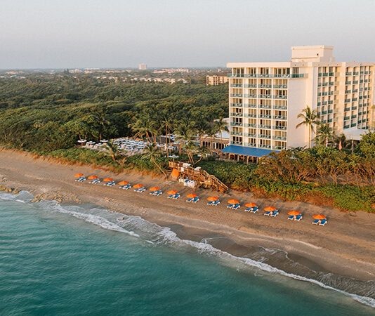 Jupiter Beach Resort & Spa