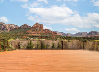 L’Auberge de Sedona Shines as a Destination Vista Overlook terrace