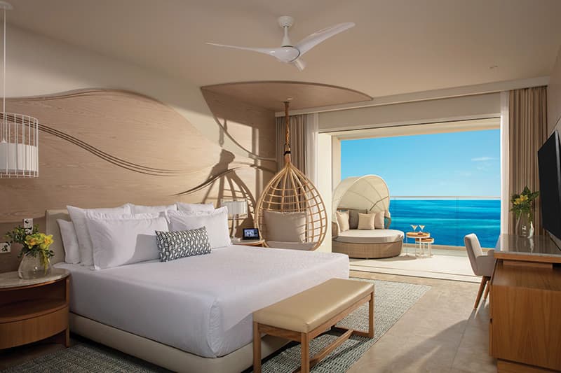 Guest room