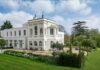 Stepping into History Historic Monkey Island Estate, only an hour from London, caters to high-end corporate and incentive groups.
