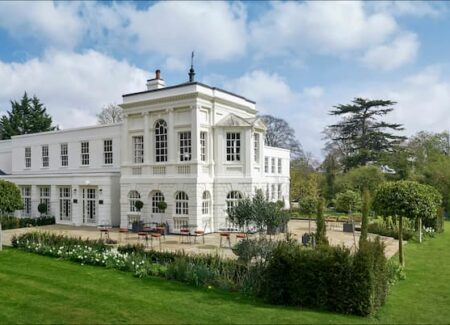 Stepping into History Historic Monkey Island Estate, only an hour from London, caters to high-end corporate and incentive groups.