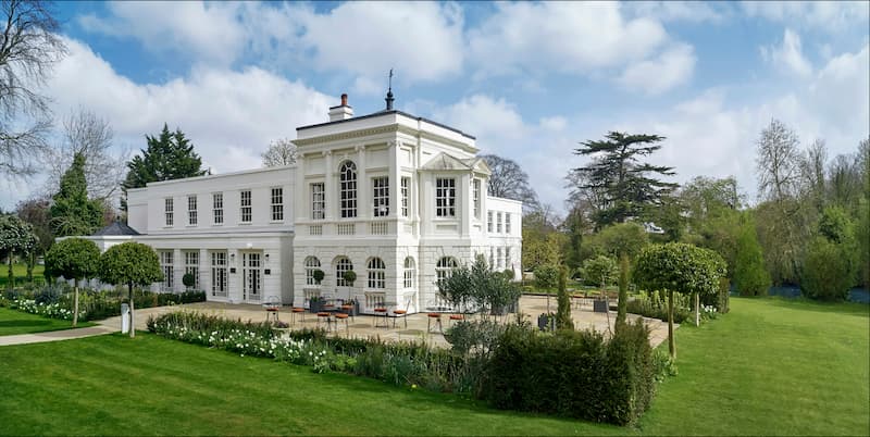The Temple building, constructed in
the late 1730s by Charles Spencer, 3rd Duke of Marlborough, now houses around 40 guest rooms at Monkey Island Estate on the River Thames.